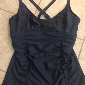 Athleta tankini top